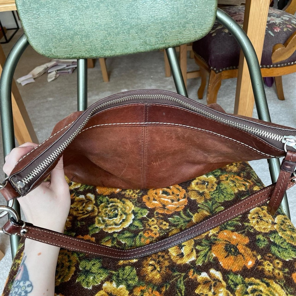 2009 Coach Leather Shoulder Bag - Picture 7 of 8